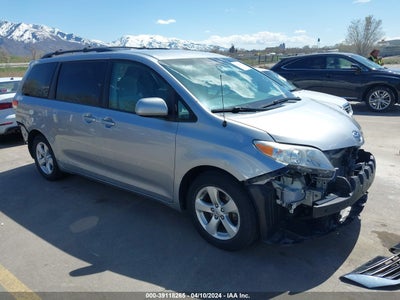TOYOTA SIENNA 2012
