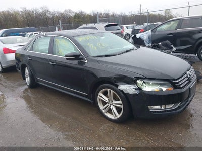 VOLKSWAGEN PASSAT 2013