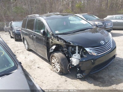 TOYOTA SIENNA 2017