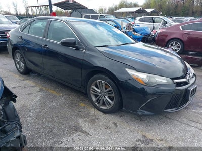 TOYOTA CAMRY 2016