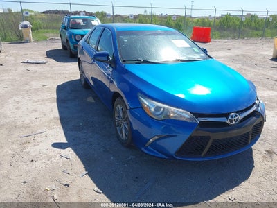 TOYOTA CAMRY 2017