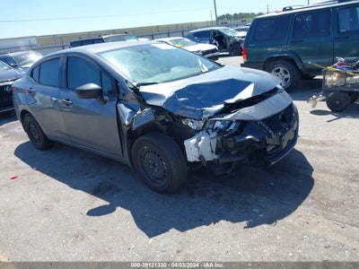 NISSAN VERSA 2022