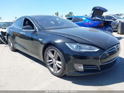 TESLA MODEL S 2016