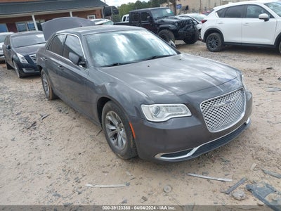 CHRYSLER 300 2015