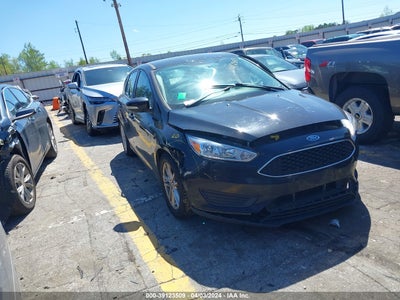 FORD FOCUS SE 2016