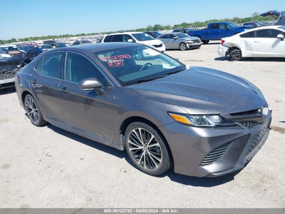 TOYOTA CAMRY 2019
