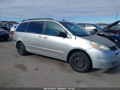 TOYOTA SIENNA 2004