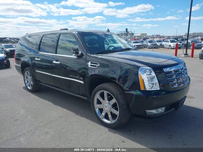 CADILLAC ESCALADE ESV 2011
