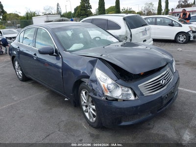 INFINITI JOURNEY 2008