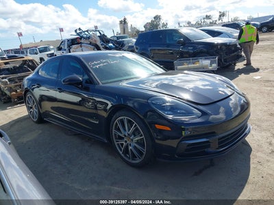 PORSCHE PANAMERA 2018