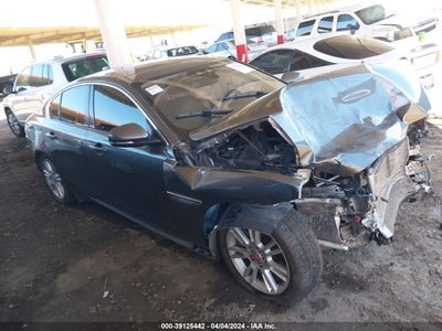 Jaguar Xe 2018