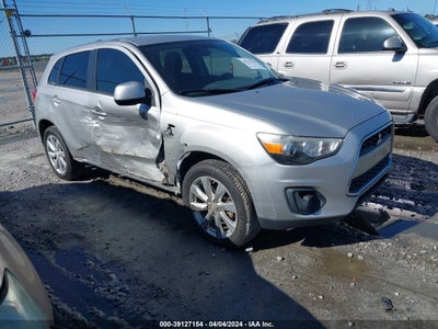 Mitsubishi Outlander sport 2014