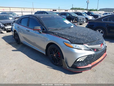 TOYOTA CAMRY 2020