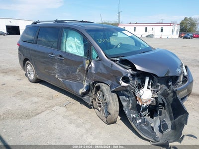 TOYOTA SIENNA 2014