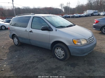 TOYOTA SIENNA 2003