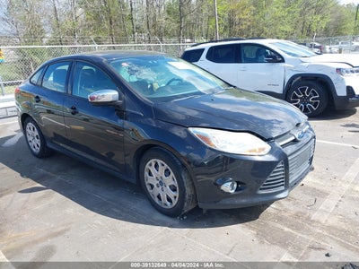 FORD FOCUS SE 2012