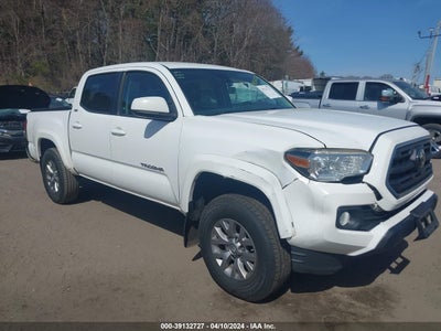 TOYOTA TACOMA 2019