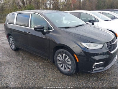 Chrysler Pacifica 2024