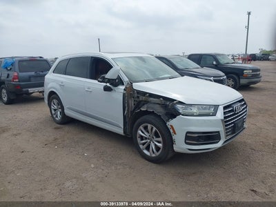 AUDI Q7 2017