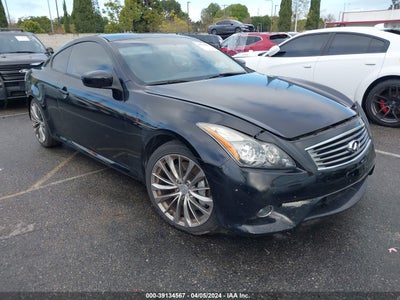 INFINITI JOURNEY 2013