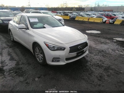 Infiniti Q50 2015