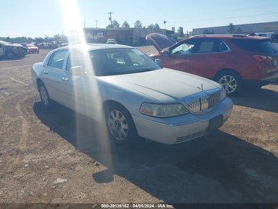 Lincoln Town car 2004