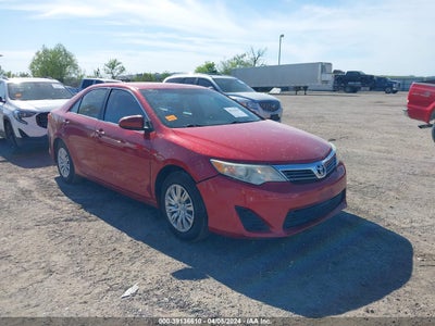 TOYOTA CAMRY 2014