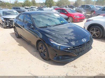 Hyundai Elantra 2023