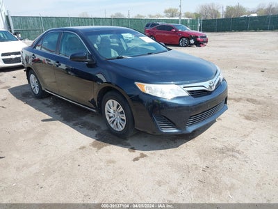 TOYOTA CAMRY 2013