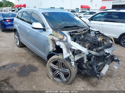 AUDI Q7 2012