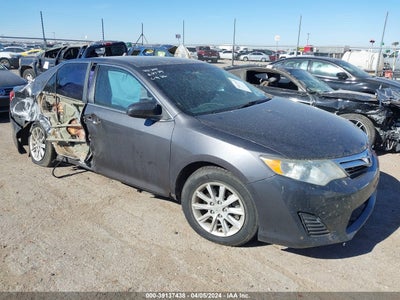 TOYOTA CAMRY 2012