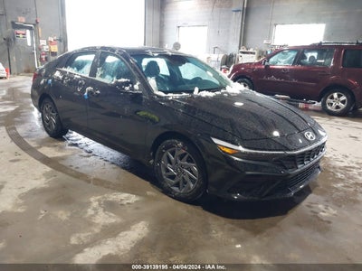 Hyundai Elantra 2024