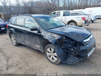 SUBARU OUTBACK 2012