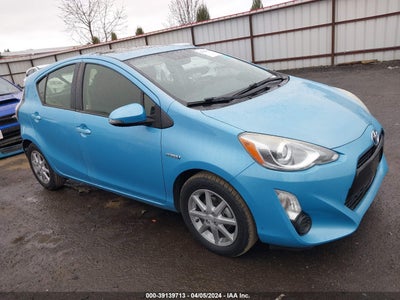 Toyota Prius c 2015