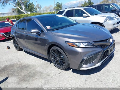 TOYOTA CAMRY 2024