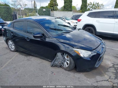 Toyota Yaris ia 2017