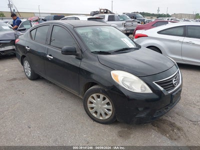 NISSAN VERSA 2014
