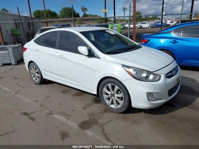 HYUNDAI ACCENT 2013