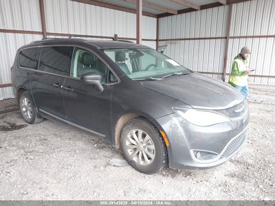CHRYSLER PACIFICA 2018