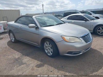 Chrysler 200 2014