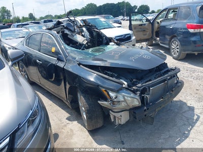 NISSAN MAXIMA 2011