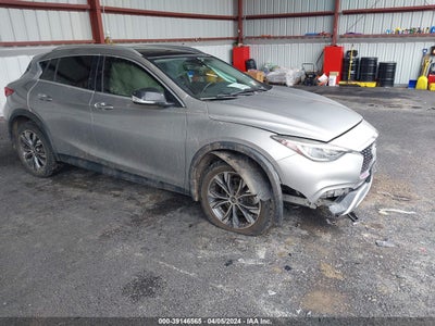 INFINITI QX30 2017