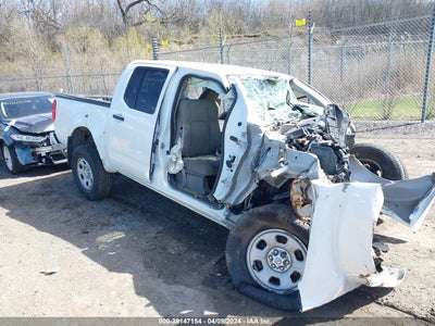 NISSAN FRONTIER 2018