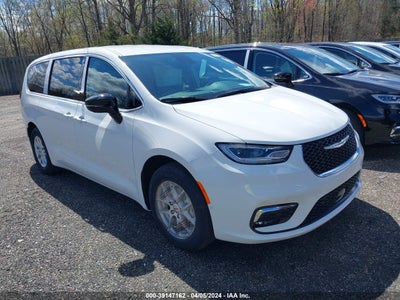 Chrysler Pacifica 2024
