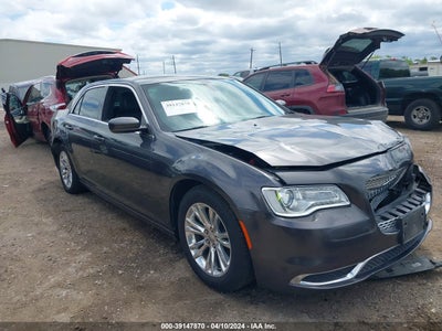 CHRYSLER 300 2017