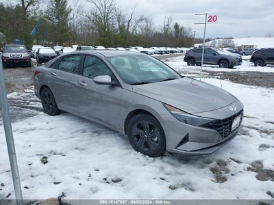 Hyundai Elantra 2023