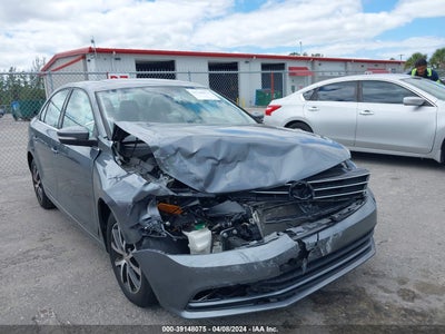 VOLKSWAGEN JETTA 2017