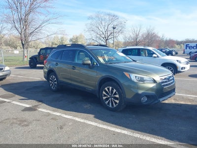 SUBARU OUTBACK 2016