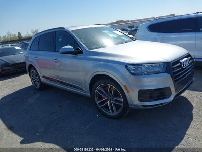 AUDI Q7 2017
