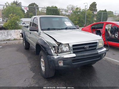 TOYOTA TACOMA 2000